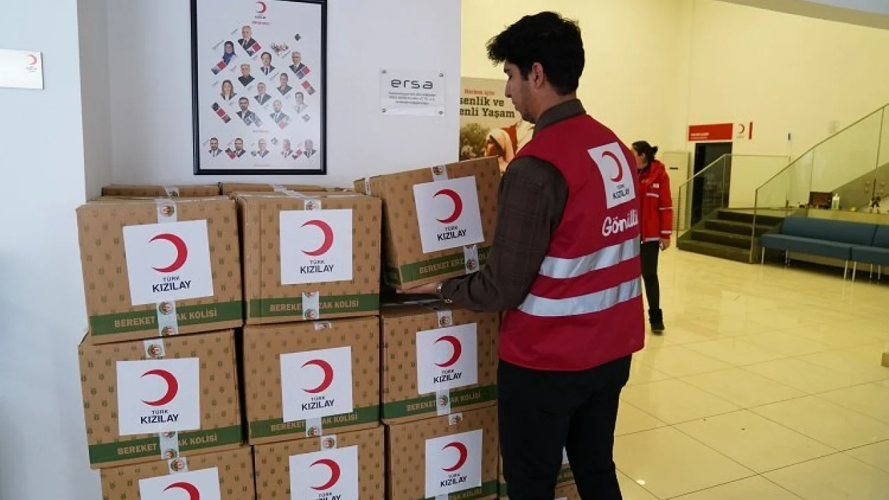Kızılay'dan afetzedelere destek -