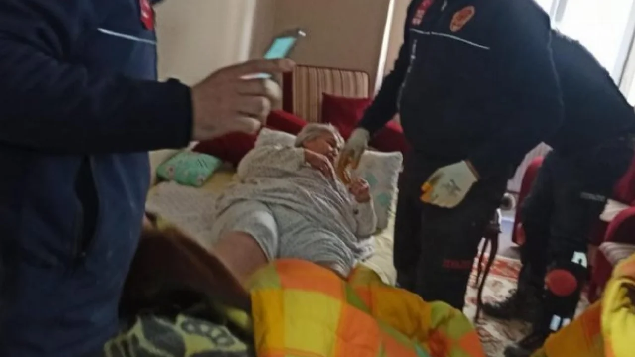 Osmaniye'de NebihaTeyze'nin yardımına Manisa İtfaiyesi yetişti -