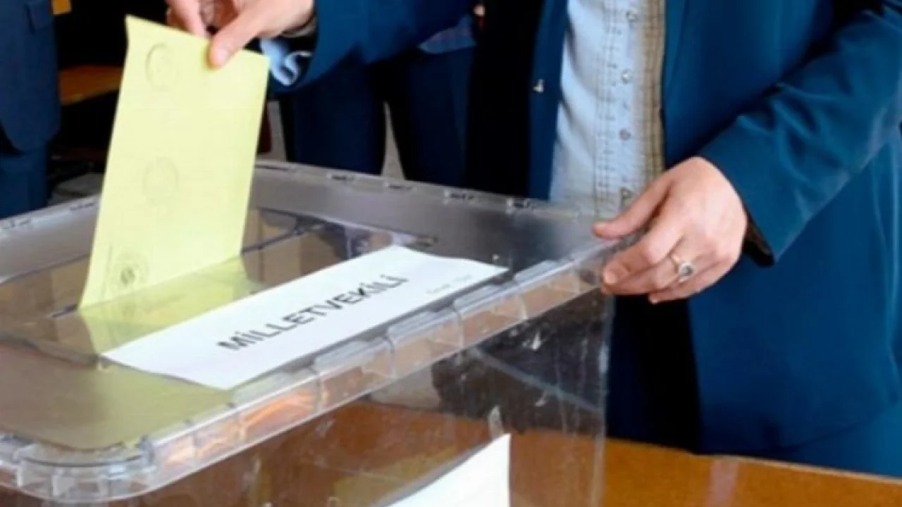 14 Mayıs yasakları Resmi Gazete'de -