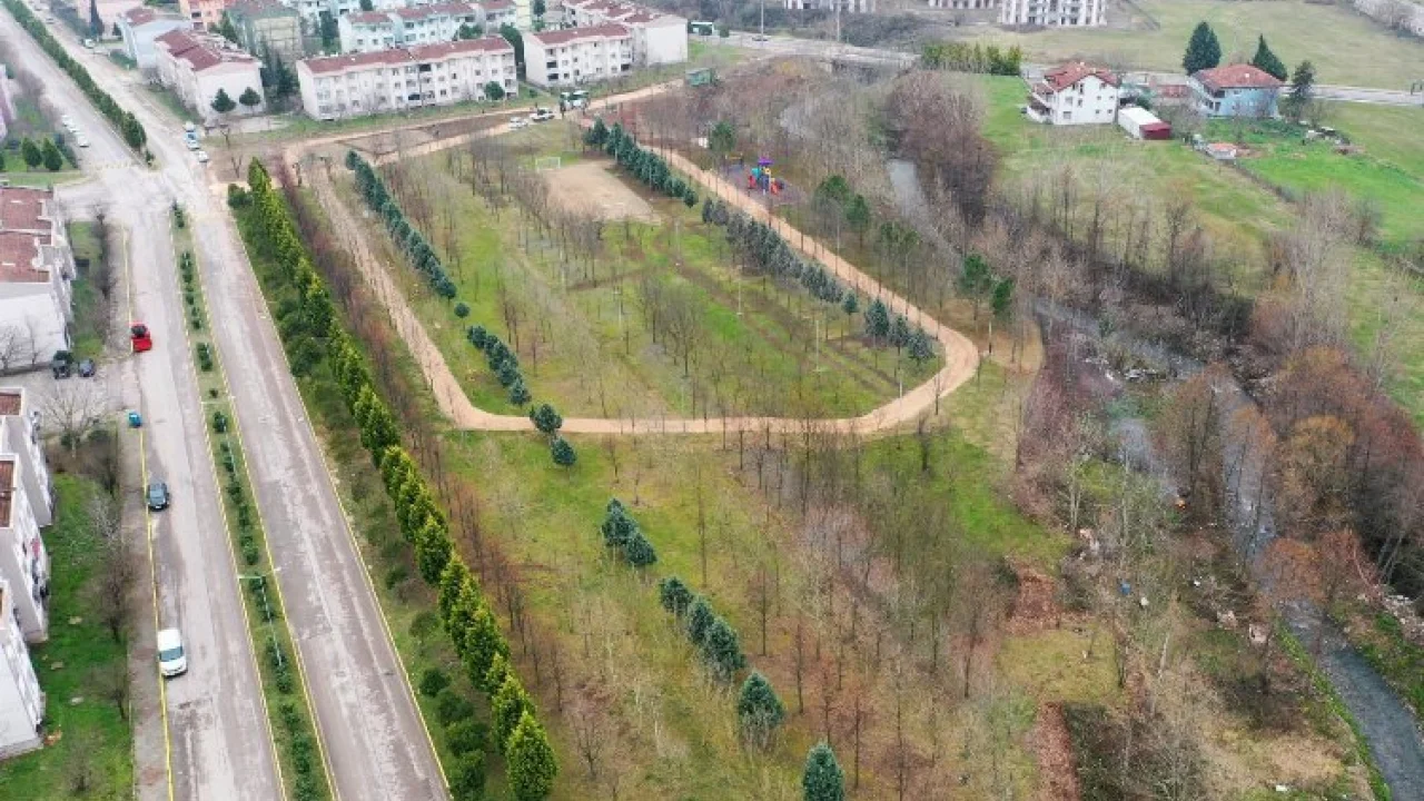 Ataşehir mesire alanında sona doğru -
