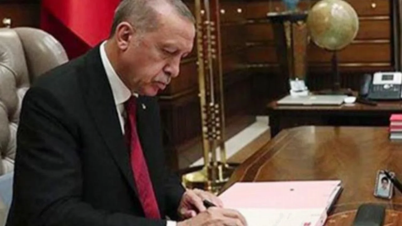 İki İl Müftüsü atandı... 1 İl Milli Eğitim Müdürü görevden alındı -