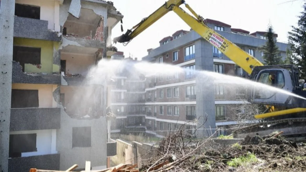 İstanbul Beylikdüzü'nde dönüşüm tam gaz -