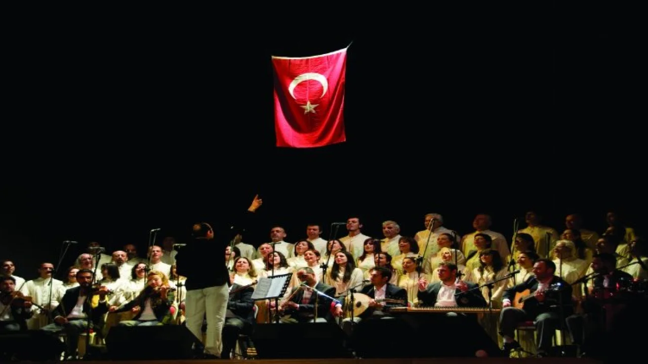 Medeniyetler Korosu'ndan dayanışma konseri -