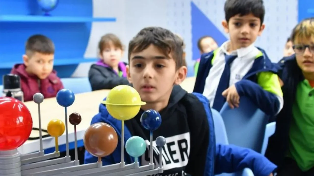 Samsun'da çocuklar 'Bilim'le buluştu -
