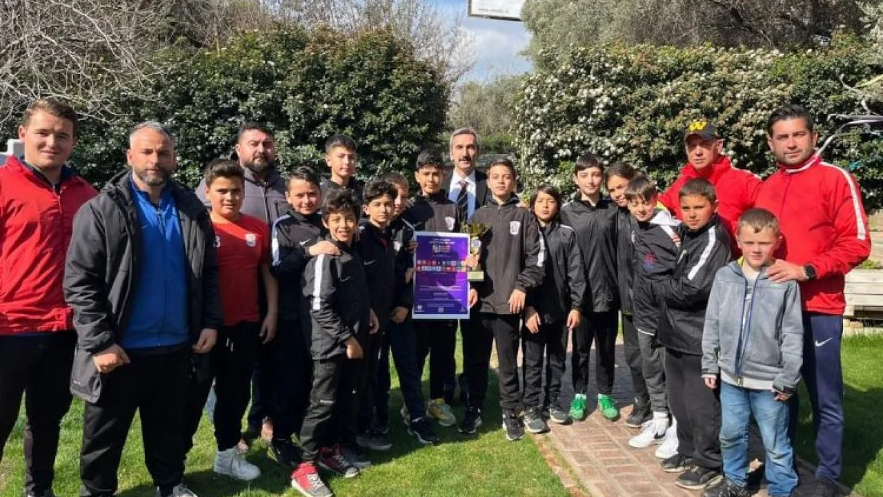 Urlalı gençler Avrupa’ya kafa tutacak -