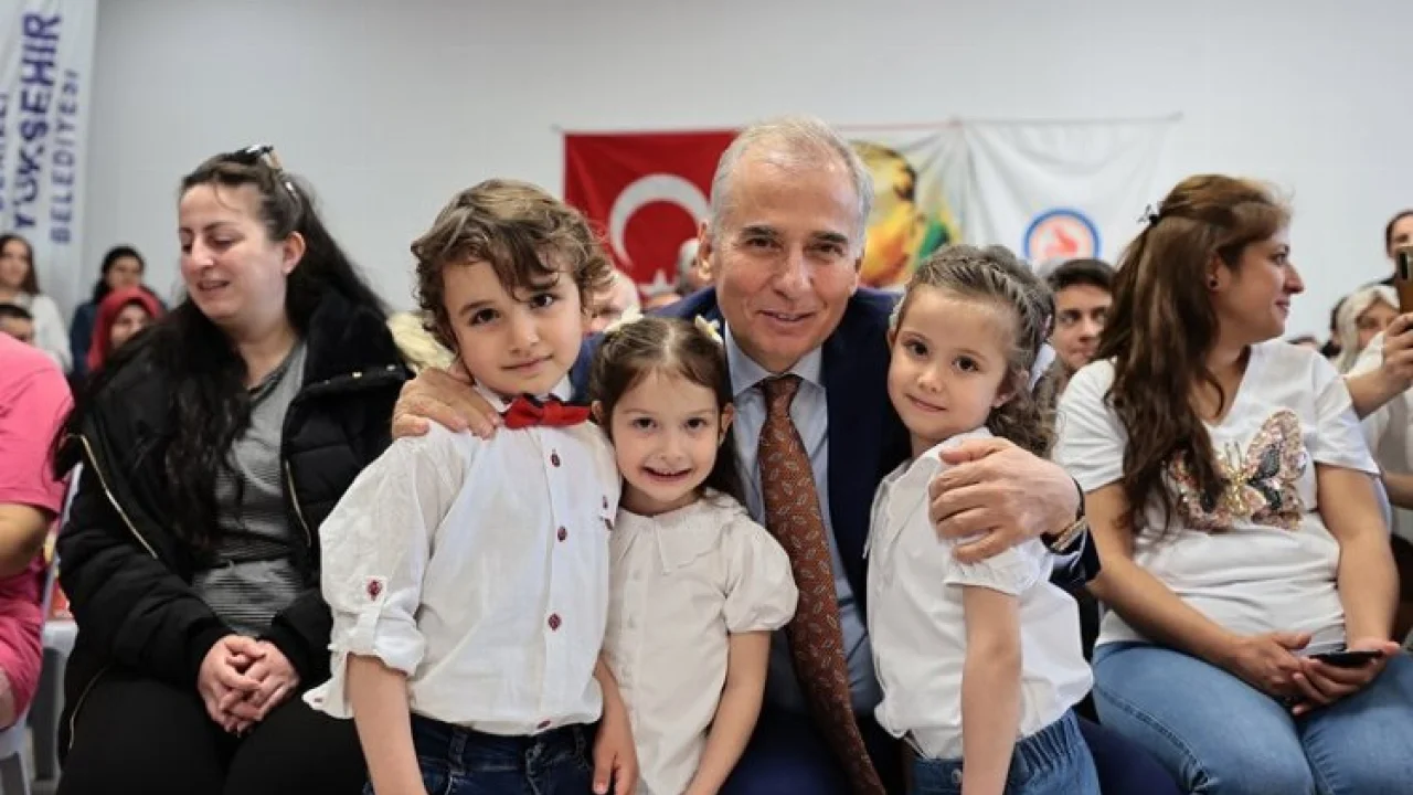 Başkan Zolan miniklerin bayram coşkusunu paylaştı -