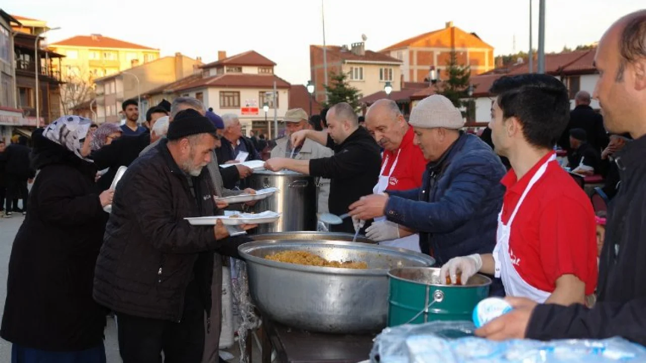 Bilecik Pazaryeri'nde ramazan bereketi -