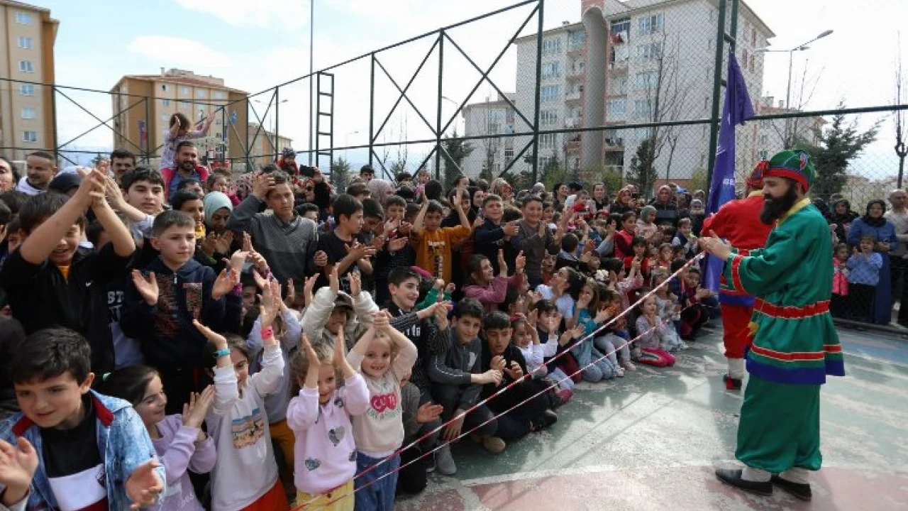 Bursa İnegöl'de mahallelerde Ramazan Şenliği -
