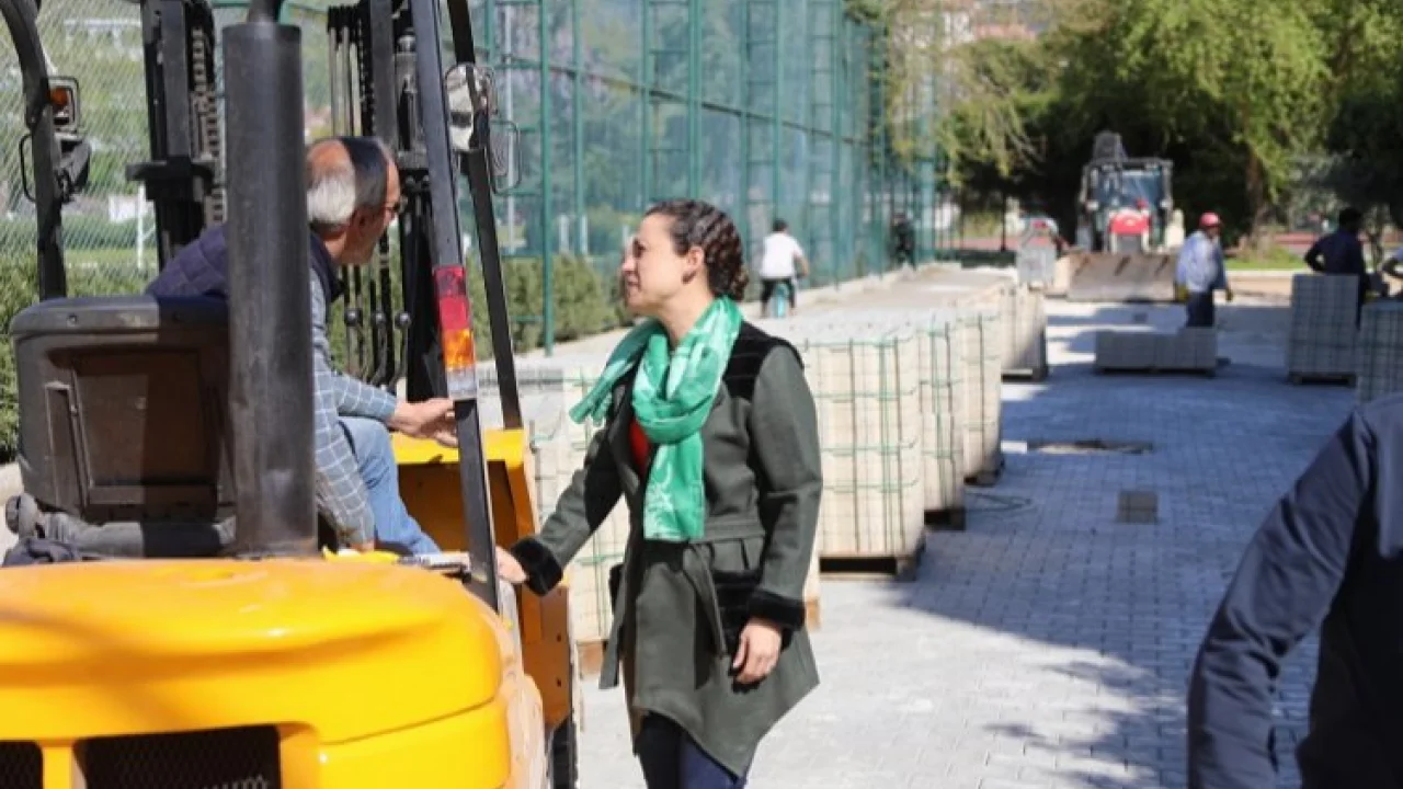 Efes Selçuk'ta yollar yenileniyor -