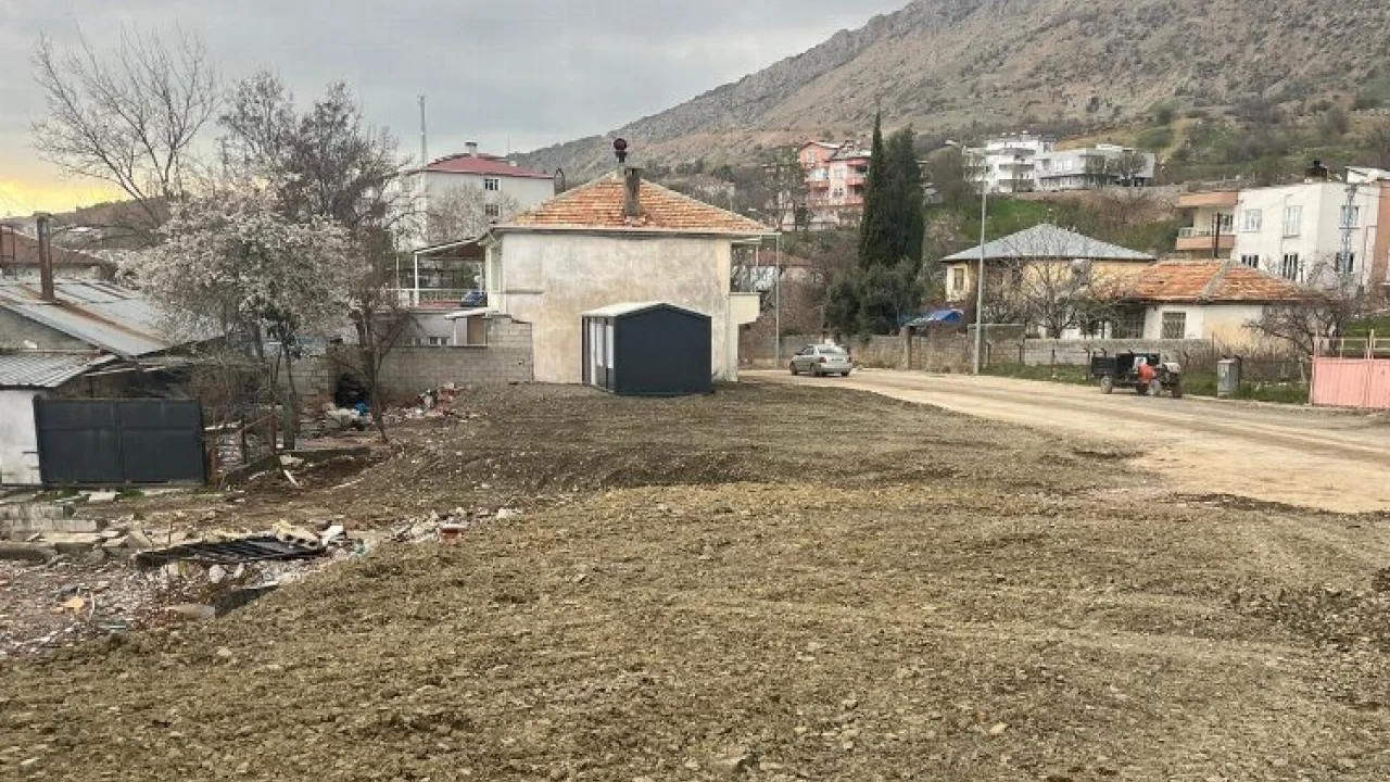 İzmit, Adıyaman’dan elini çekmiyor -
