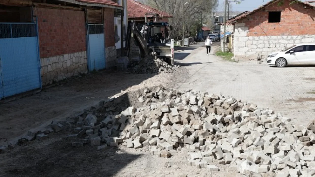 Kütahya Zığra'ya kilit taş -