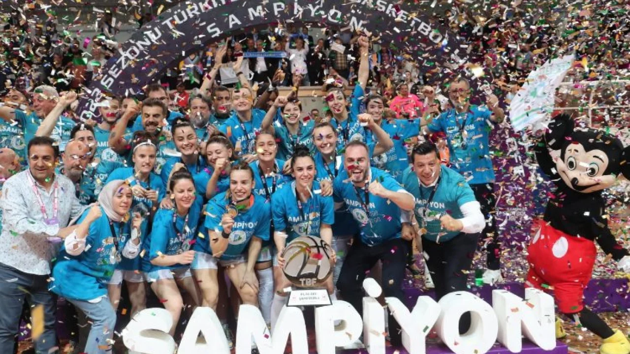 İzmitli Periler Süper Lig’de! -