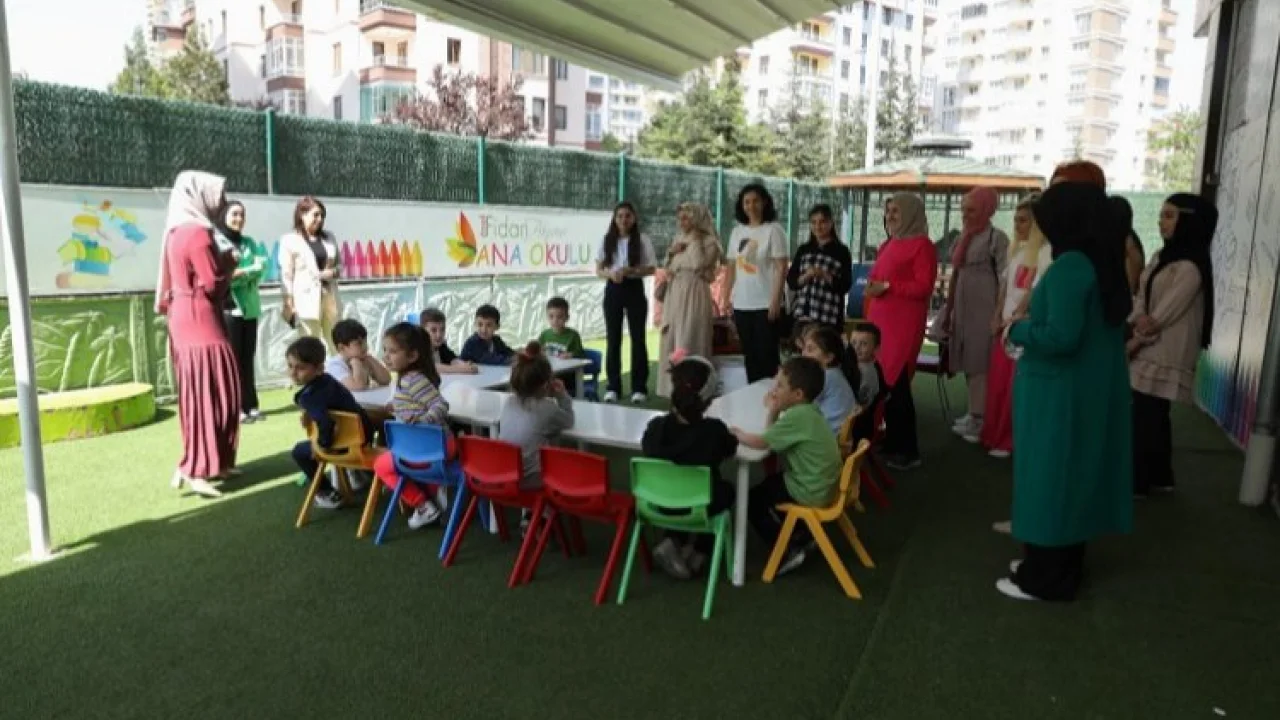 KAYMEK’ten çocuk bakım elemanı kursiyerlerine eğitim -