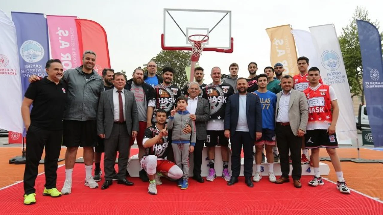 Kayserili gençlerin basketbol coşkusu -