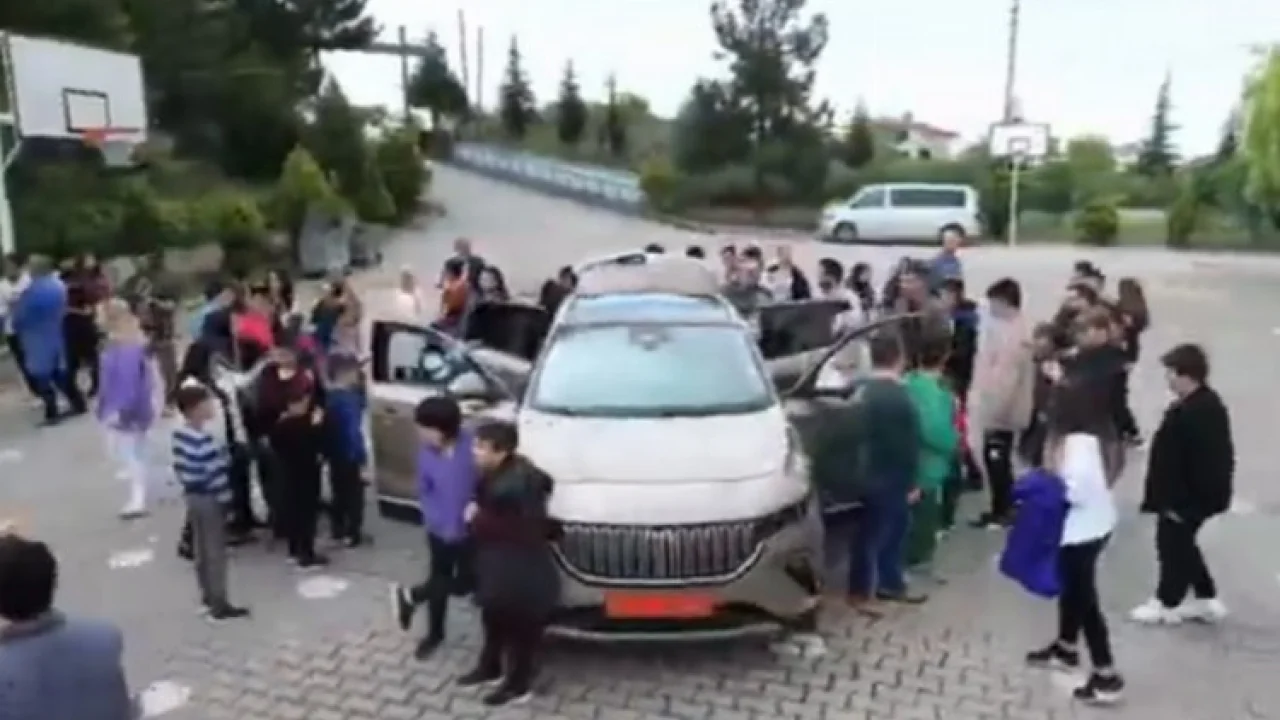 Bilecik Valisi öğrencilerin Togg talebini geri çevirmedi -