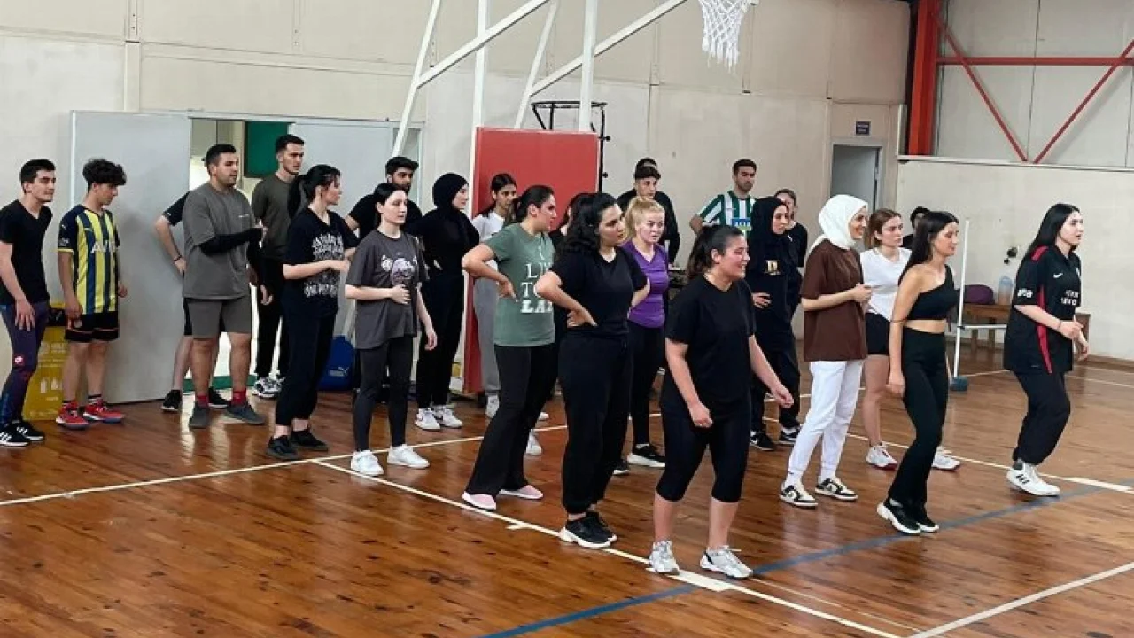 Gölcük'te POMEM kurslarında eğitimler sürüyor -