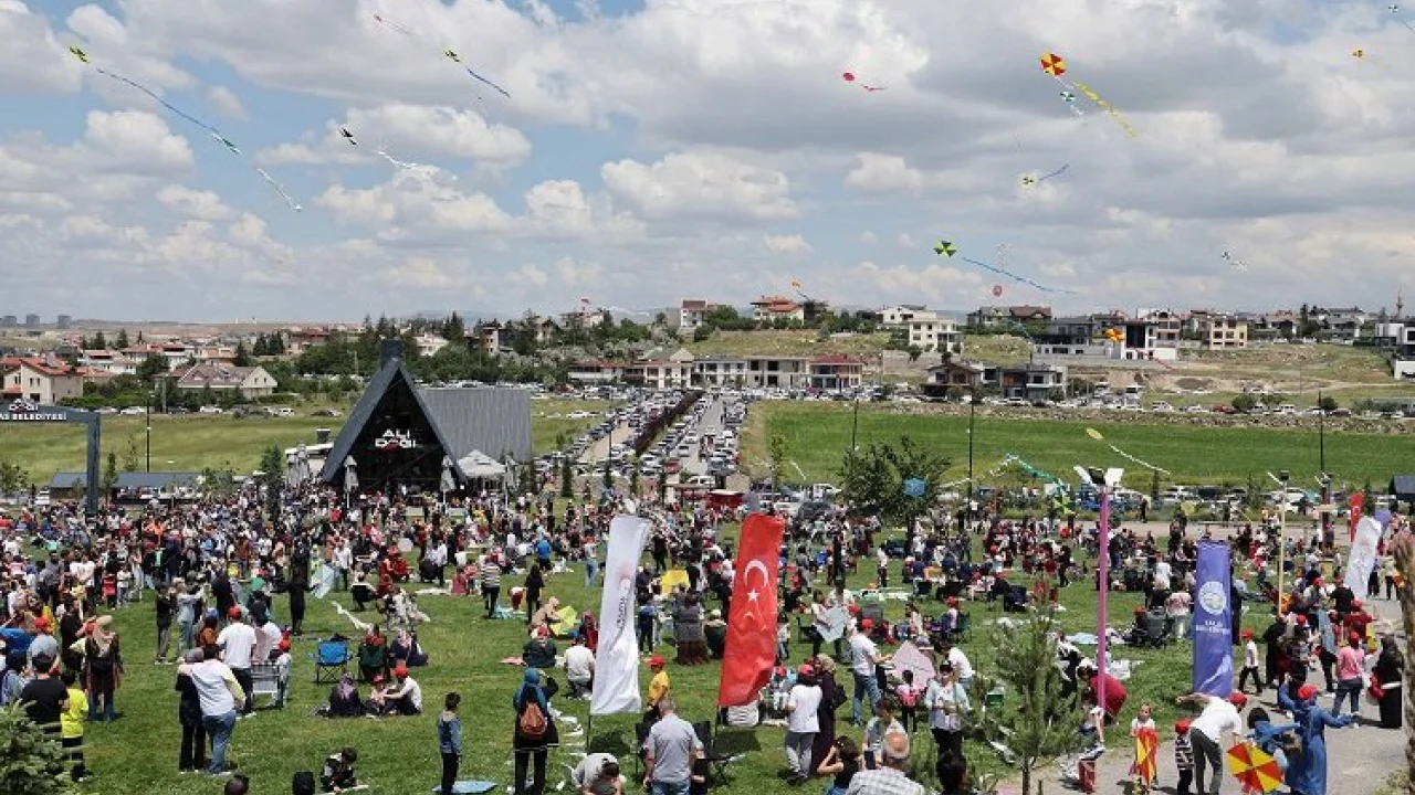 Kayseri Talas'ta en 'baba' şenlik -