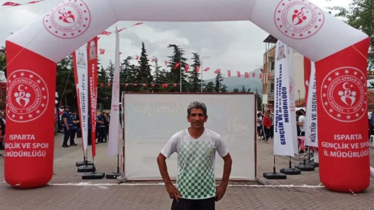 Manisalı atlet Isparta'da koştu -