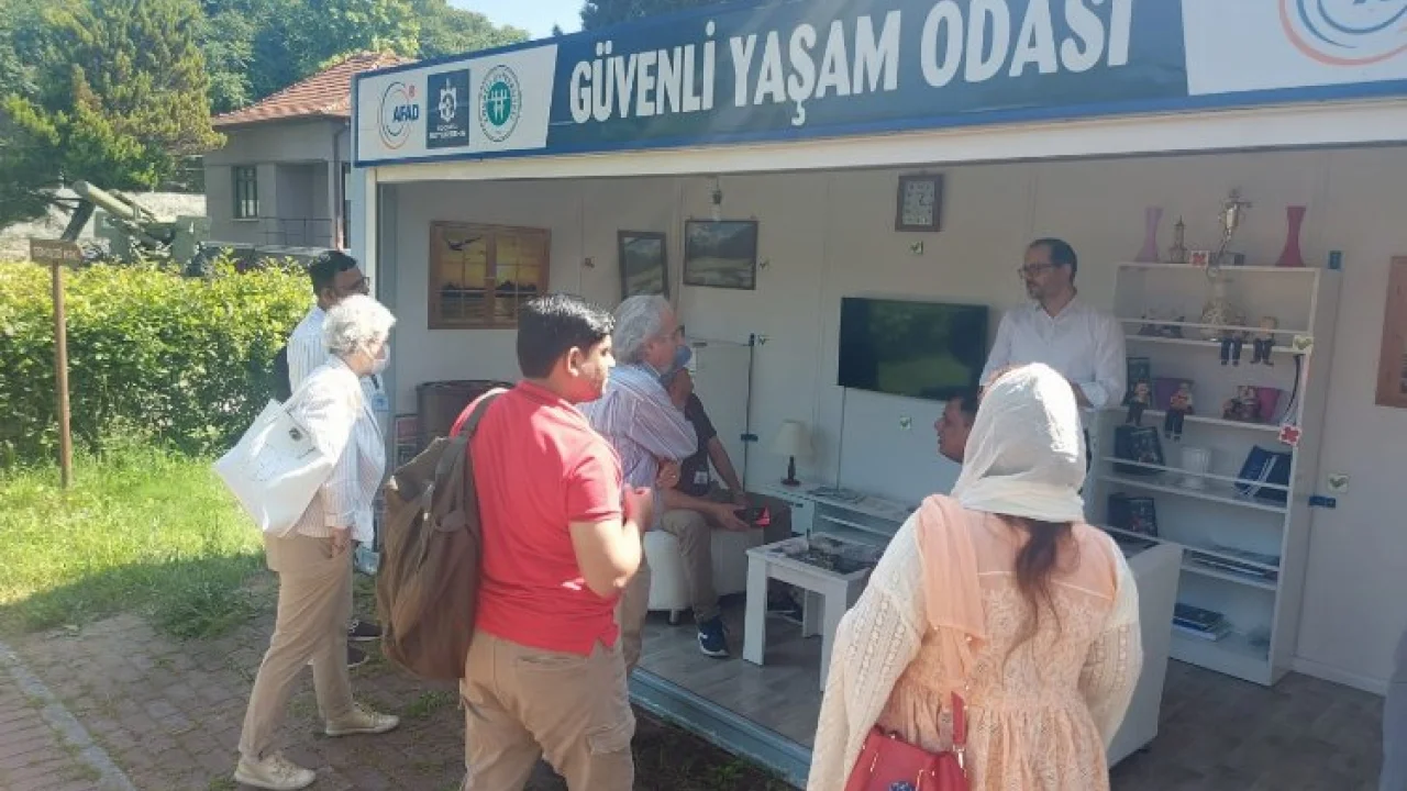 Pakistanlı heyetten Kocaeli'deki simülasyon merkezine ziyaret -
