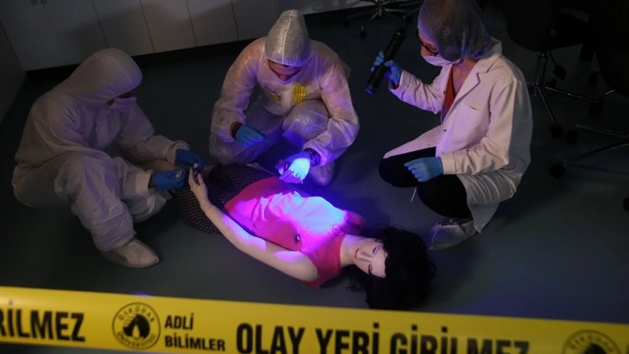 Adli Bilim uzmanlarına talep artıyor -