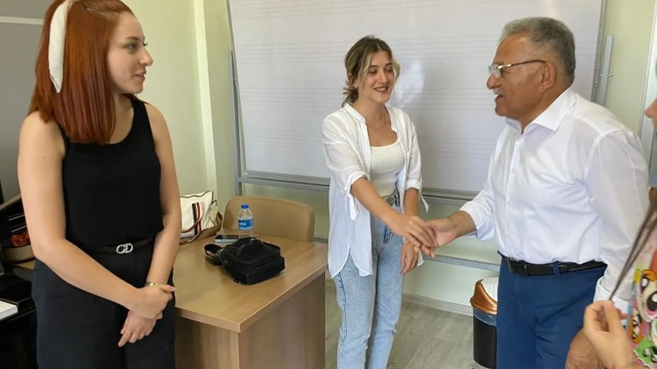 Memduh Büyükkılıç KAYMEK öğrencileriyle buluştu -
