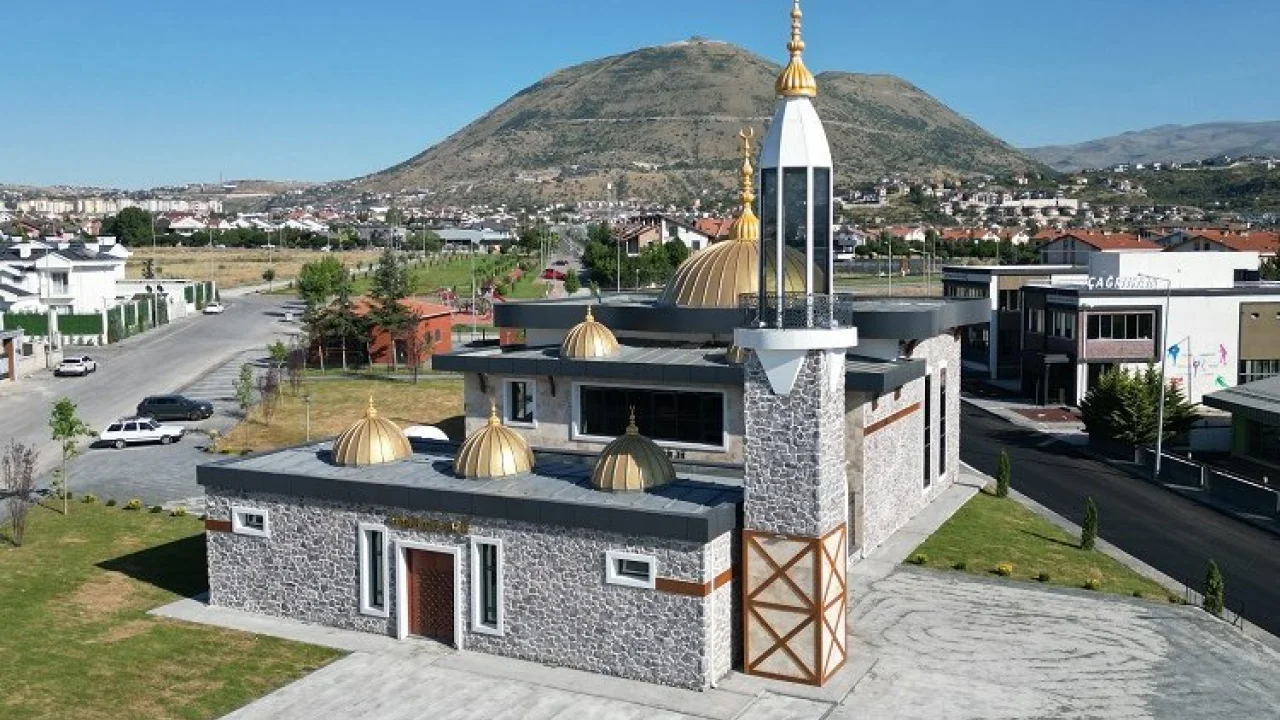 Saçmacı Camii ibadete açılıyor -
