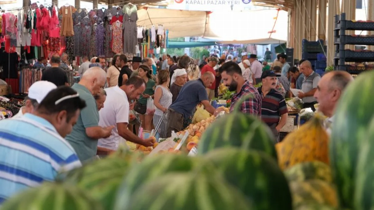 Bordum'da Başkan Aras'tan saha çalışması -
