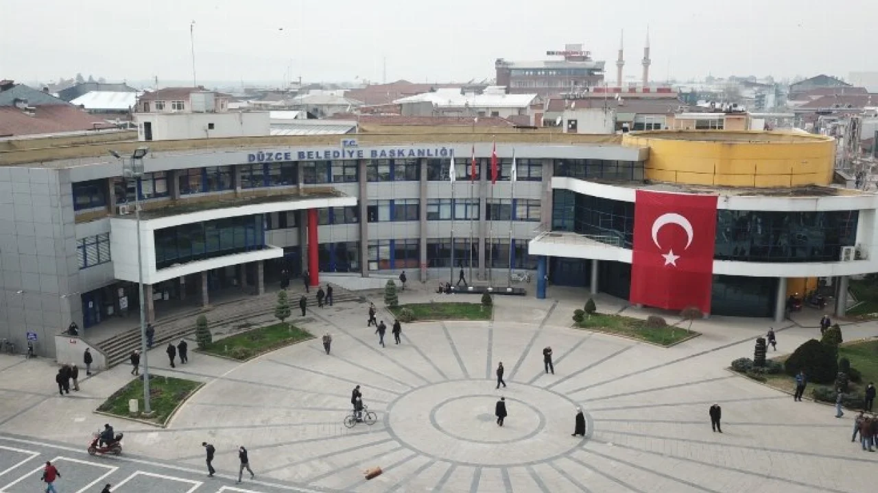 Düzce Belediyesi'nden yıkım uyarısı -