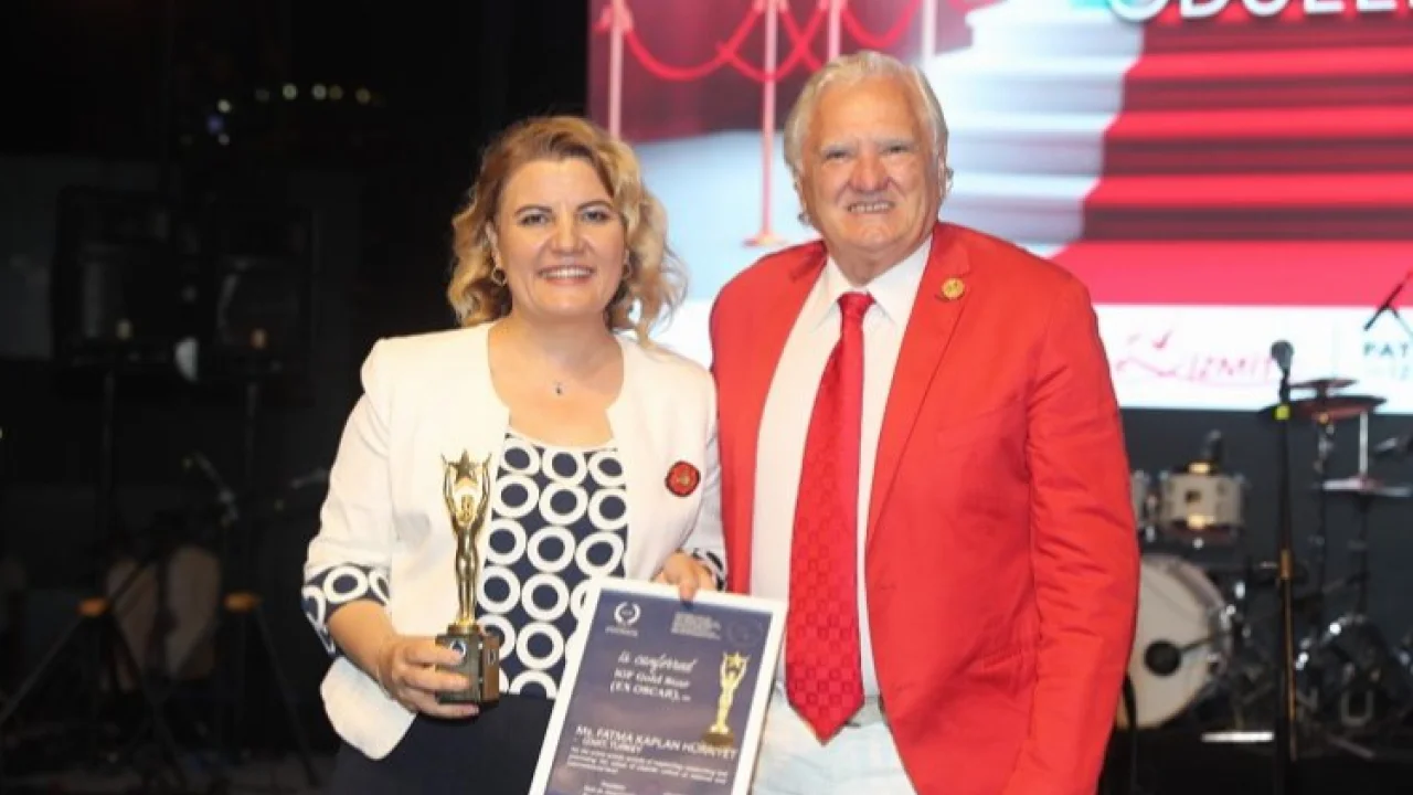 İzmit Belediyesi'nin IGF Gold Star Ödülü halkın -