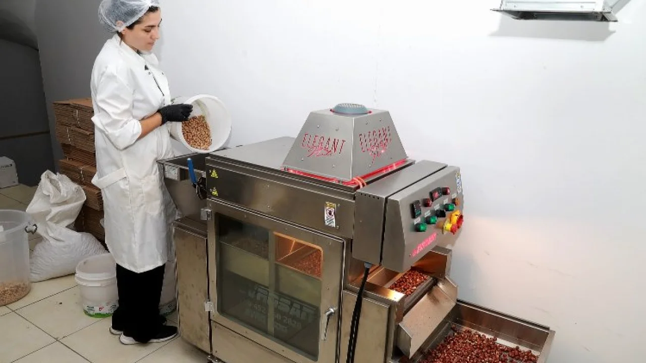 Kahve ile fındığı birleştirdi, fındık kreması üretti -