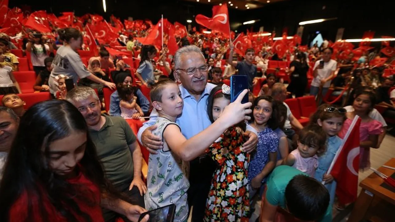 KAYMEK'ten coşkulu kapanış töreni -