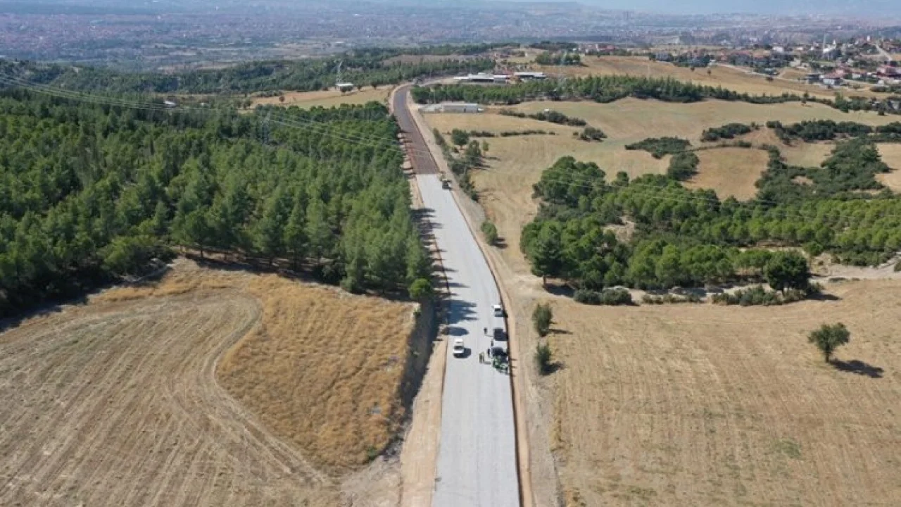 Büyükşehir eski Honaz yolunu yeniliyor -