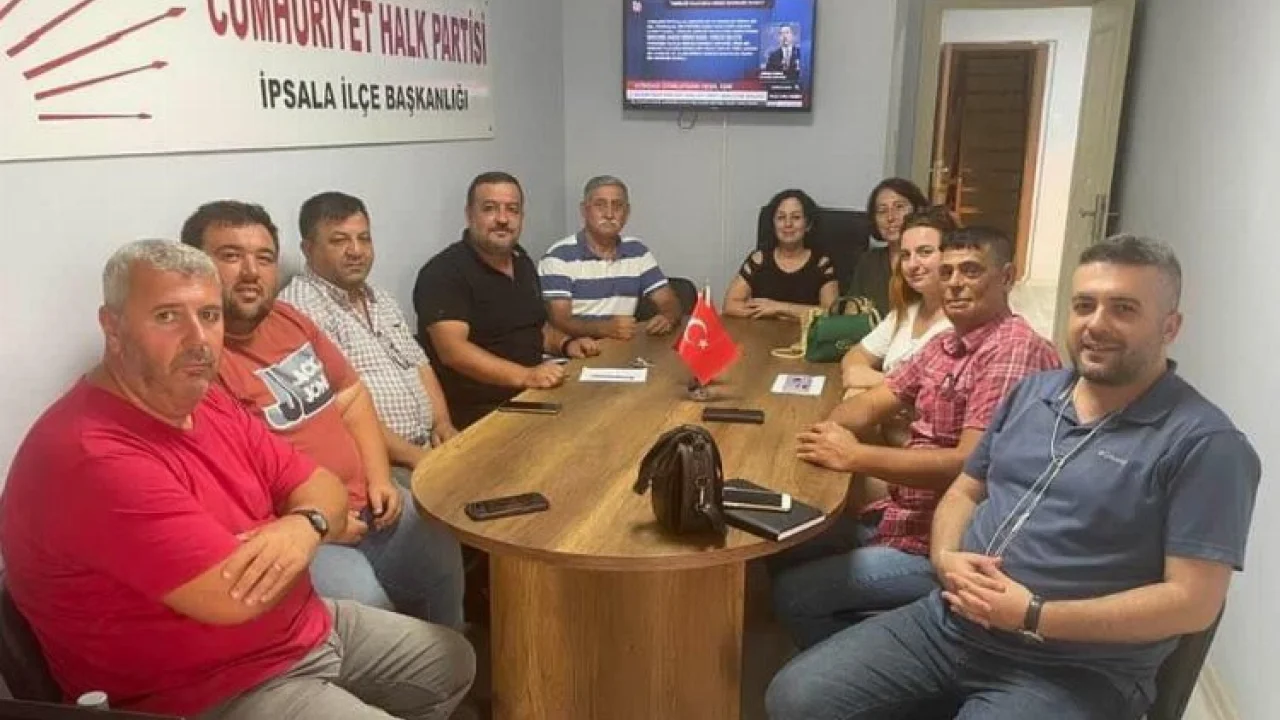 CHP'nin İpsala yönetimi görev bölümü yaptı -