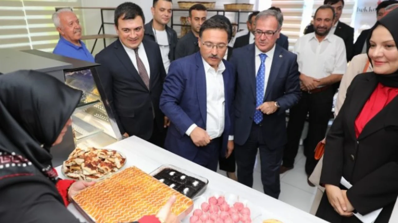 Kayseri Valisi'nden Hacılar'a ziyaret -