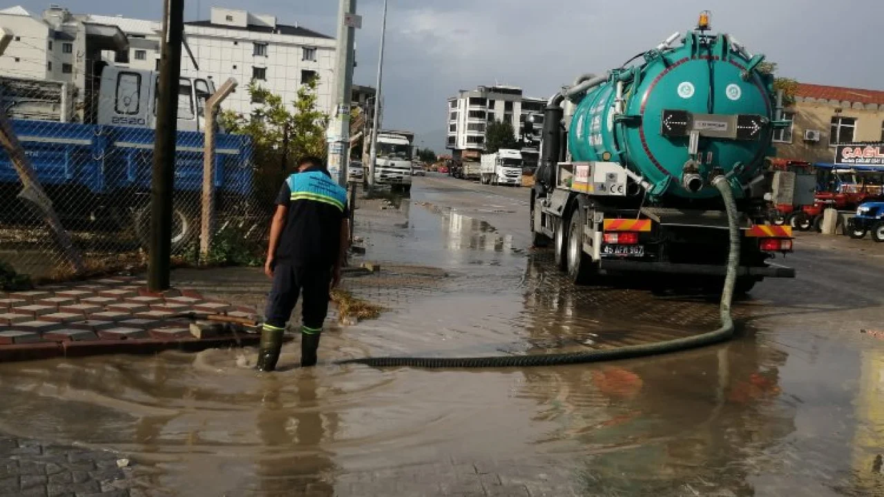 Manisa'da MASKİ ekipleri ağışa karşı teyakkuzda -