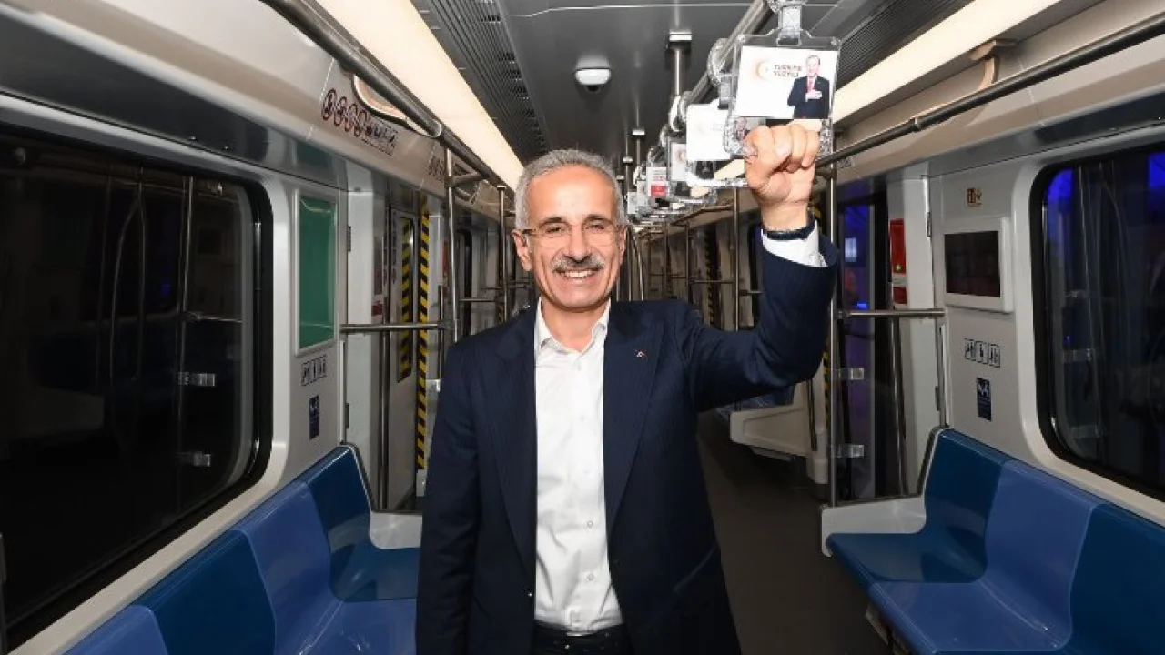 1 yılda 9 milyon yolcuya hizmet verdi -