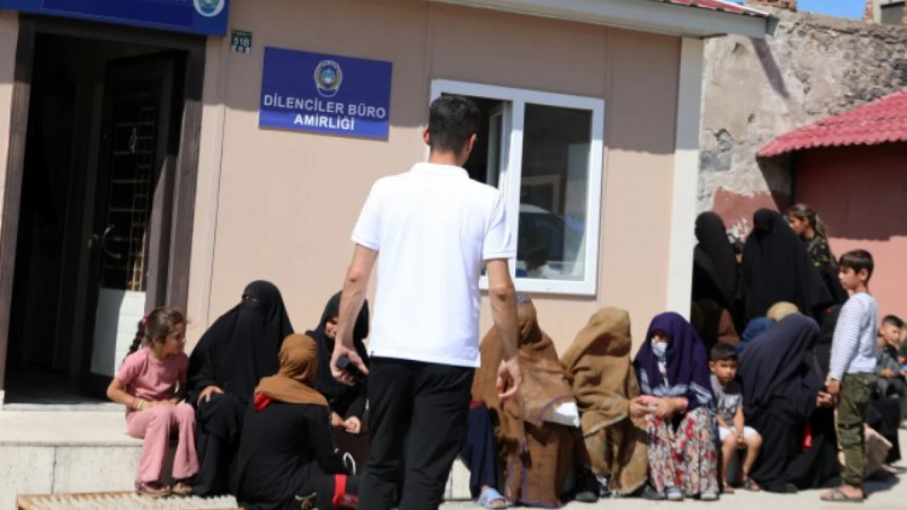 Dilencilere zabıta baskını -