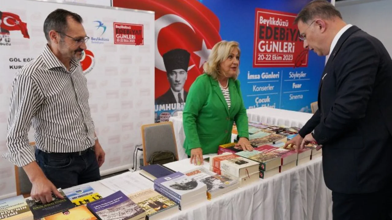 İstanbul Beylikdüzü'nde edebiyat günleri -