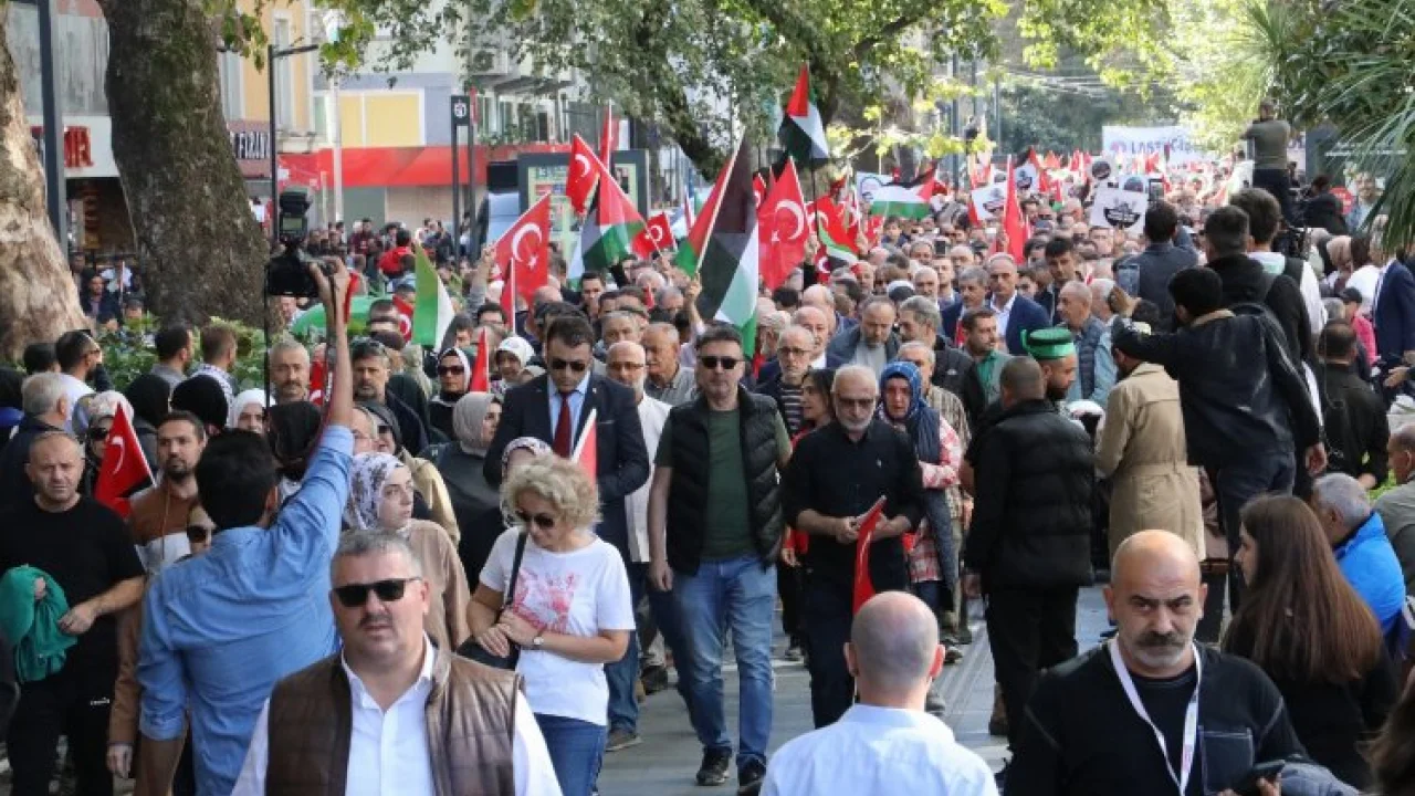 İzmit'ten Filistin’e destek yürüyüşü -