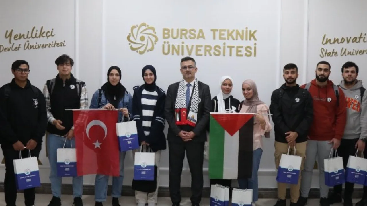 BTÜ yönetimi Filistinli öğrencilerle buluştu -