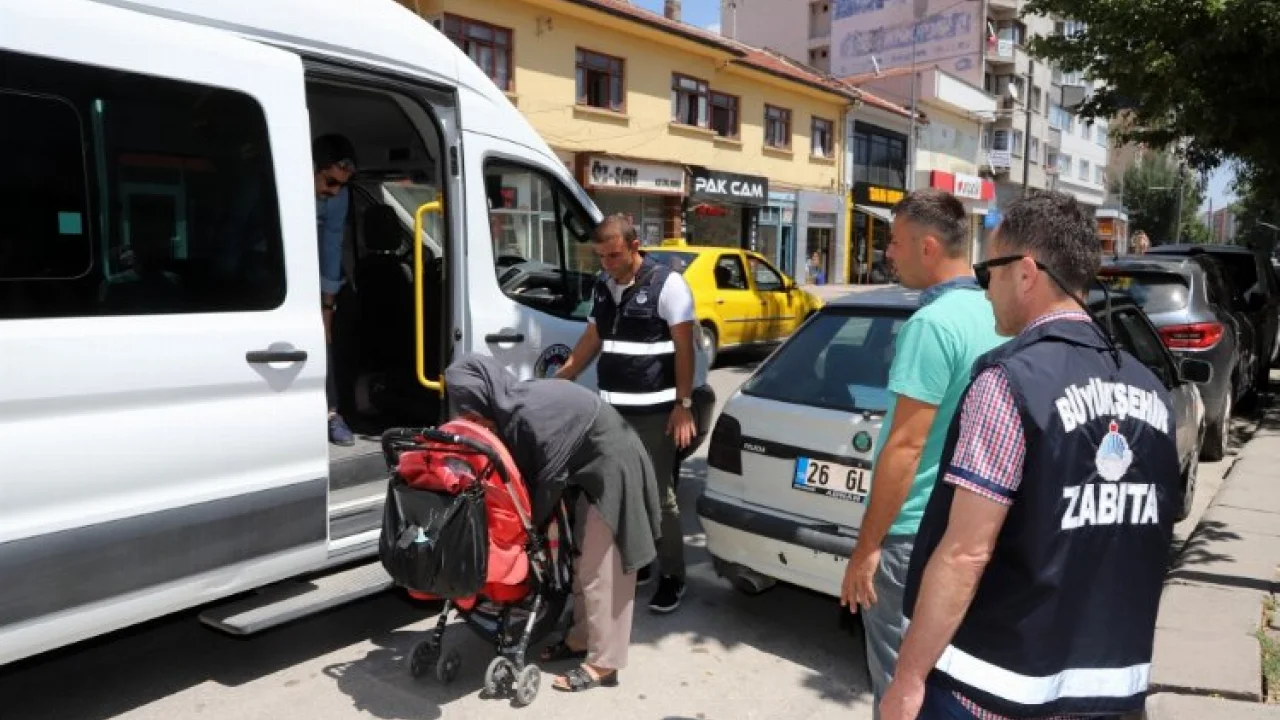 Dilencilere operasyon! 50 bin liraya el konuldu -