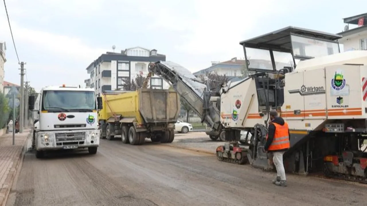 İnegöl'de 5 sokak daha asfaltlanıyor -