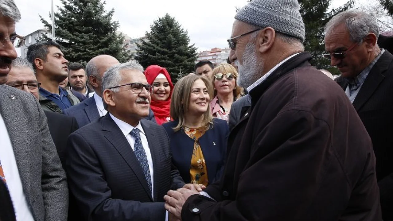 Kayseri Büyükşehir'den 4 ilçeye doğal gaz müjdesi -