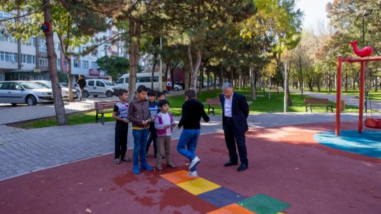 Kayseri Büyükşehir'den şehrin her köşesine hizmet -
