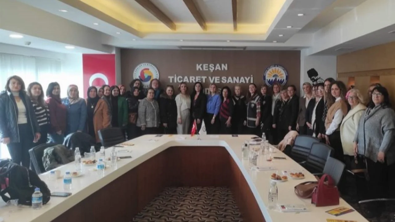 Keşan'da kadınlara farkındalık semineri -