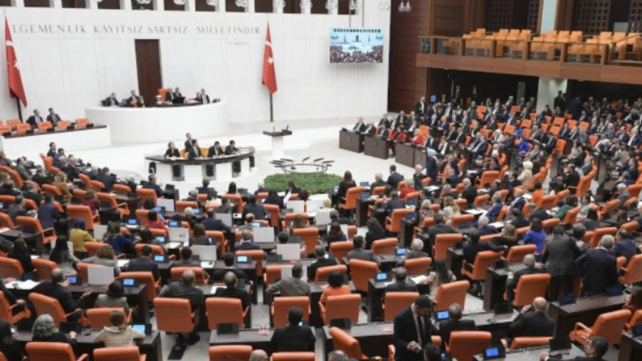 Meclis'te kabul edildi... Aile ve Gençlik Fonu kuruluyor -