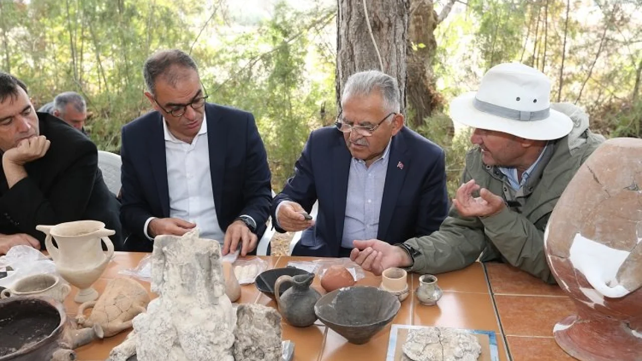 Memduh Büyükkılıç'tan 'UNESCO mesajı -