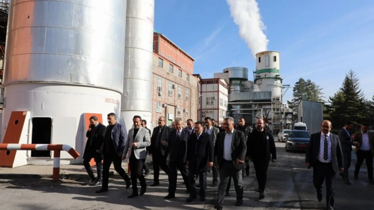 Vali Gökmen Çiçek'ten Kayseri Şeker'e övgü -
