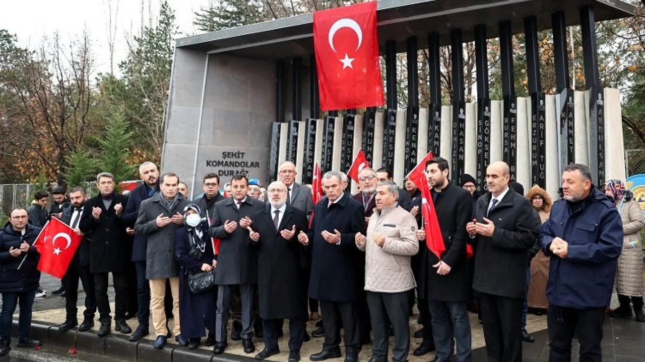 Kayseri Üniversitesi 17 Aralık şehitlerini andı -