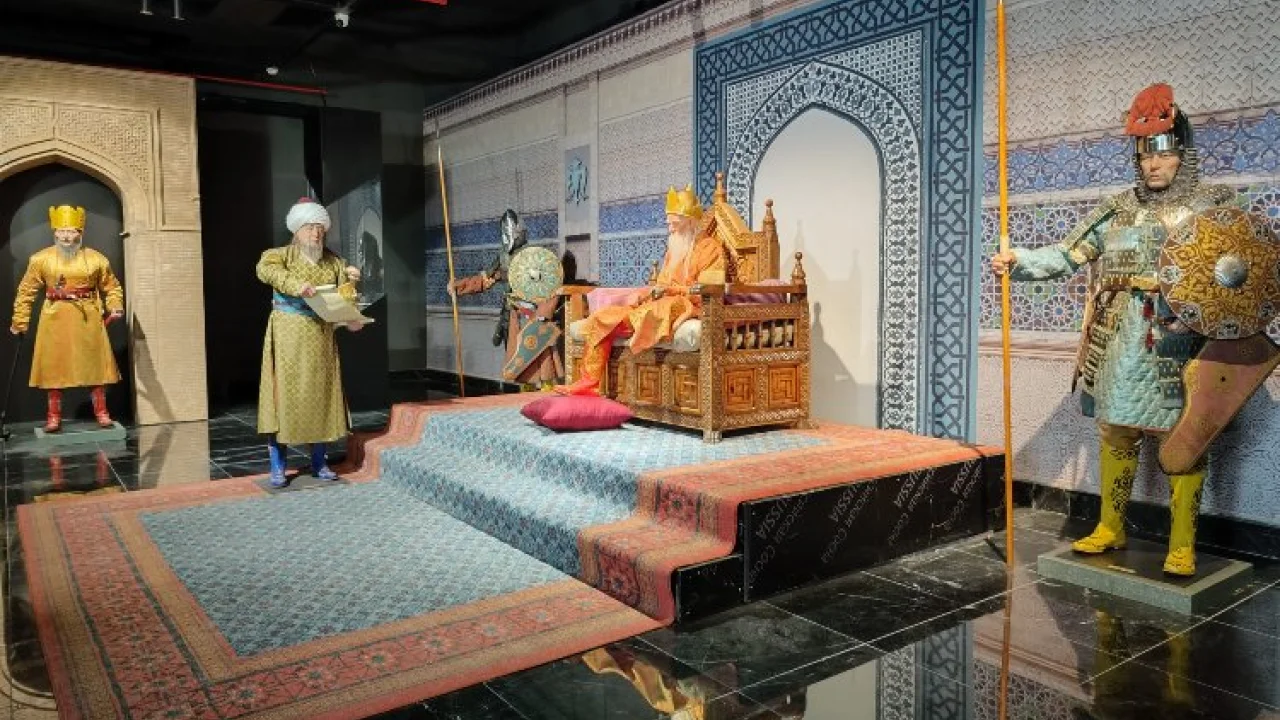 Konya'da Darü'l-Mülk'e yoğun ilgi -